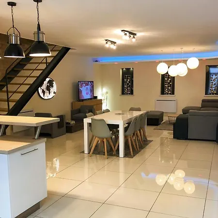 Superbe Loft Centre-ville Apartment *